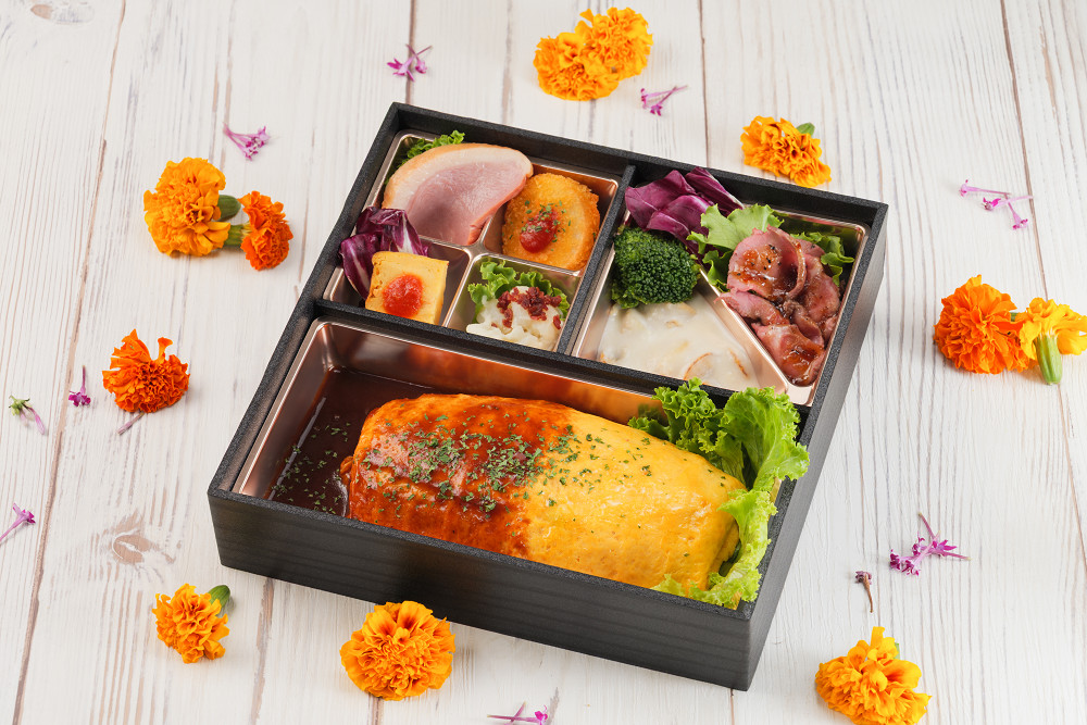 ジョンキーユ〜特製デミオムライスと黒毛牛ステーキをトリュフソースで〜