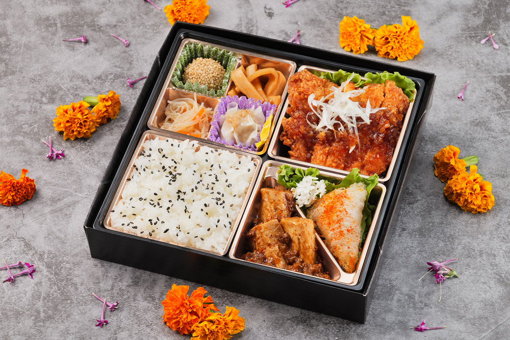 天馬～特製油淋鶏と四川麻婆豆腐～