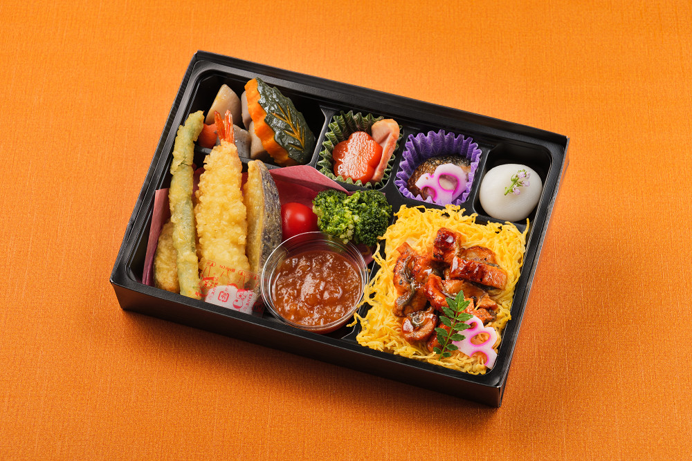 京織(きょうおり)〜特選鰻飯と天麩羅4種〜